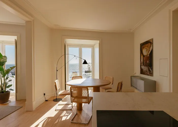 Lioz 아파트호텔 4*