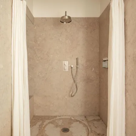 Appart hôtel Lioz 4*