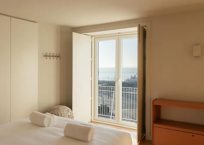 Lioz شقة فندقية 4*